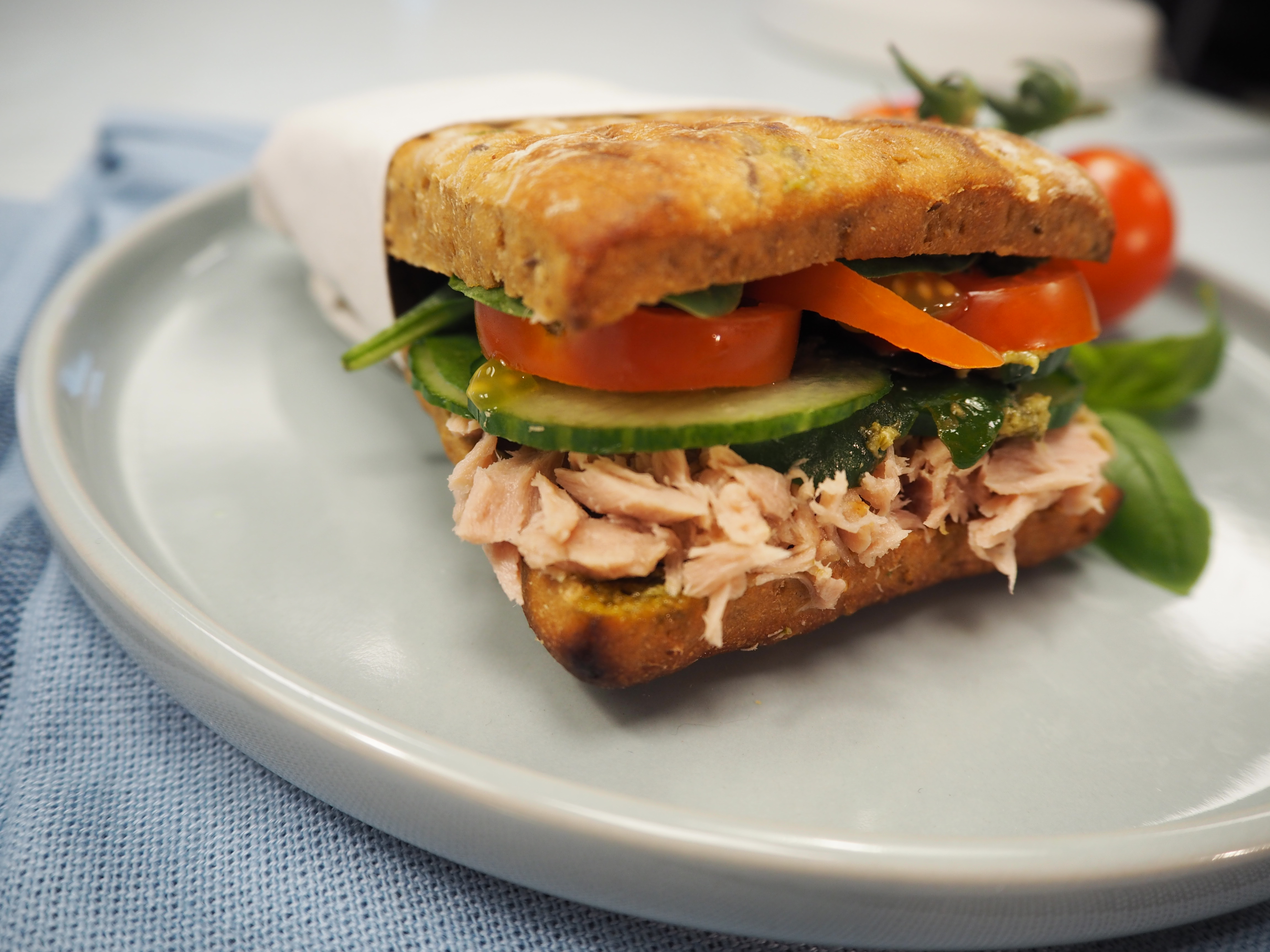 Sandwich med tun og pesto