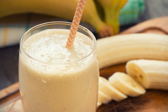 Smoothie med mango og banan