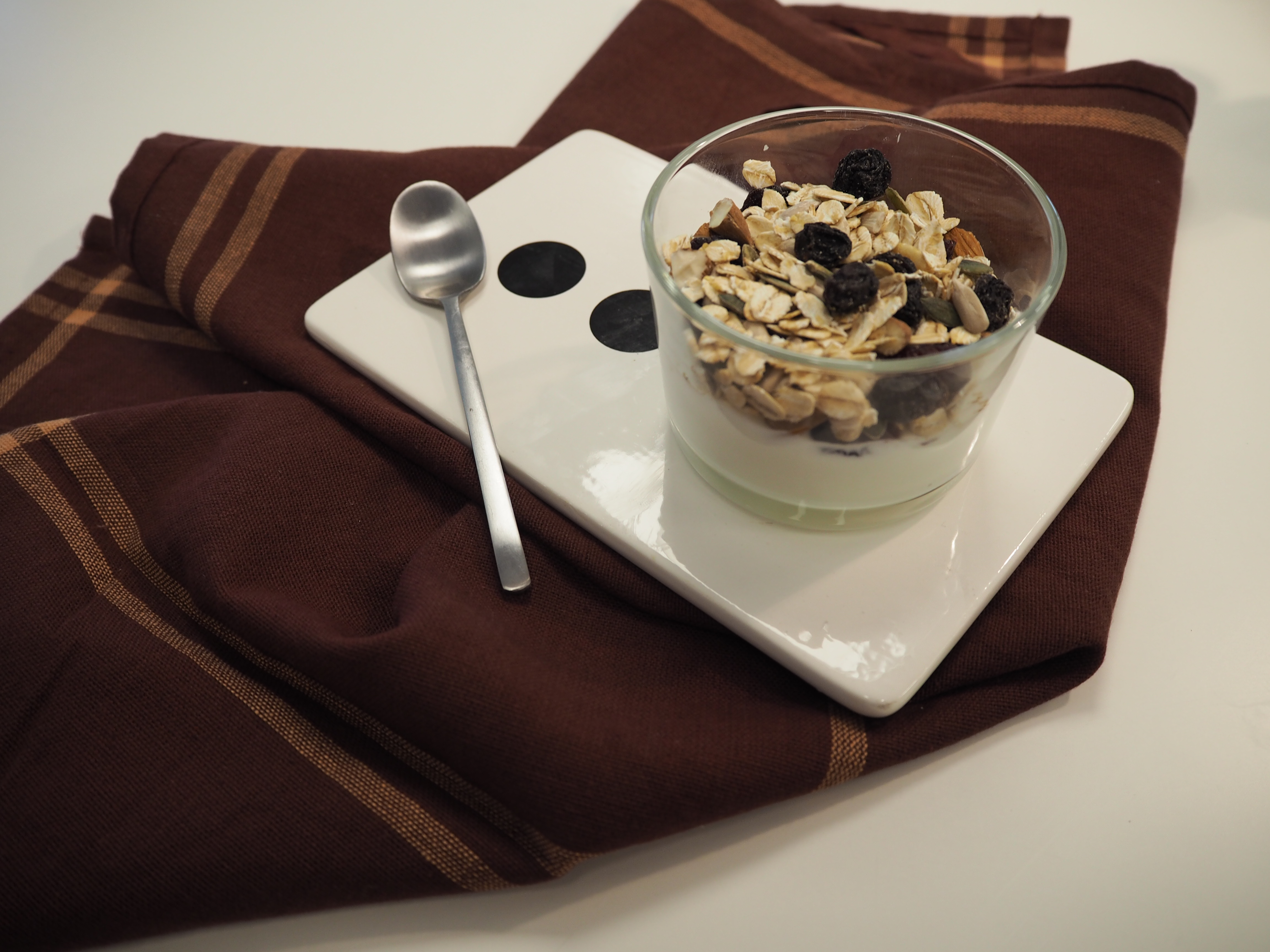 Skyr med müsli