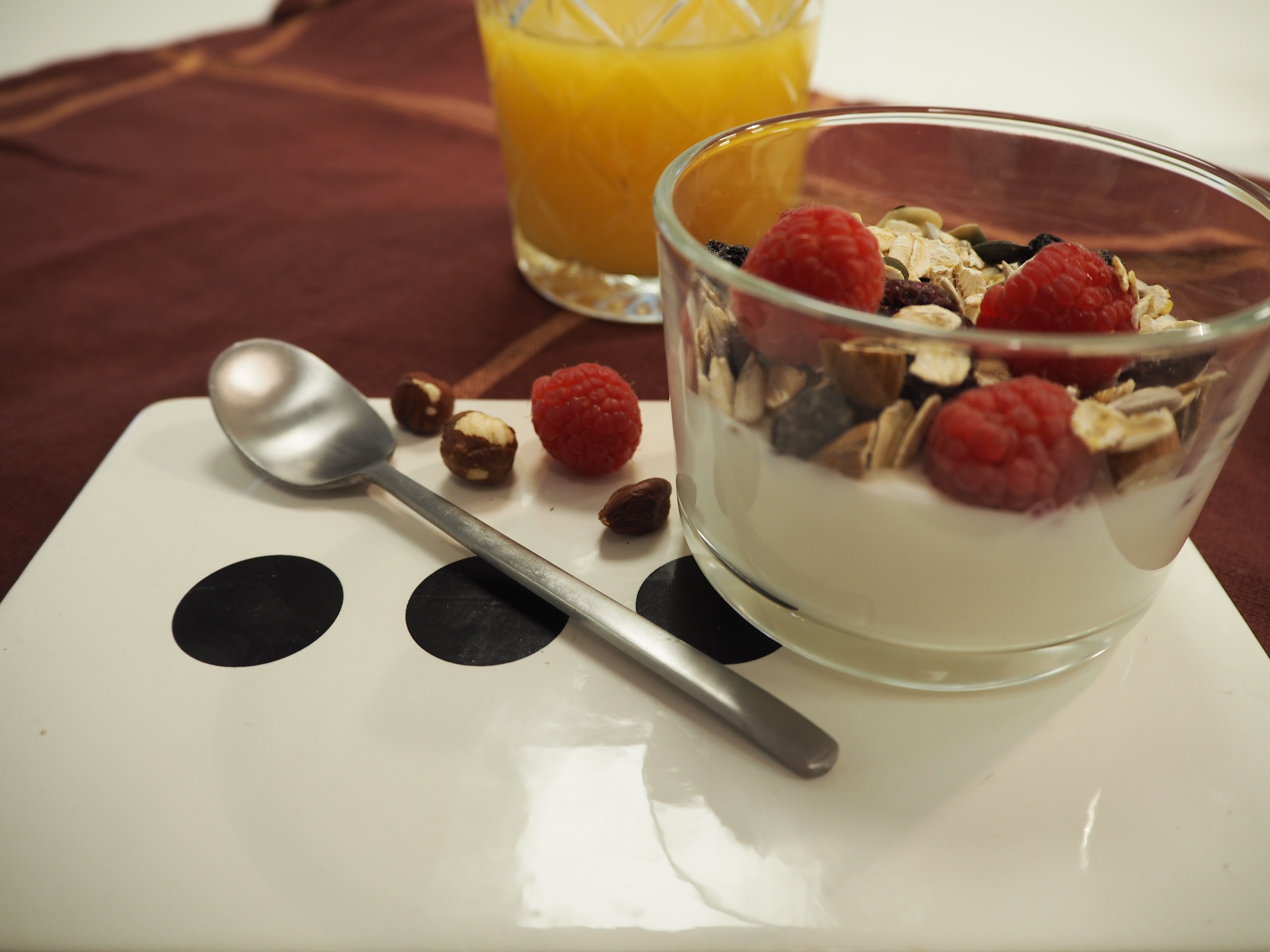Skyr müsli och bär