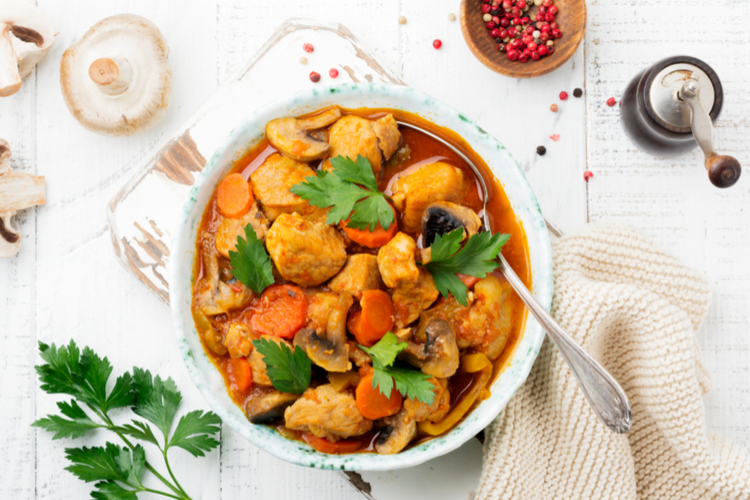 Rød Karry Kyllinge Suppe