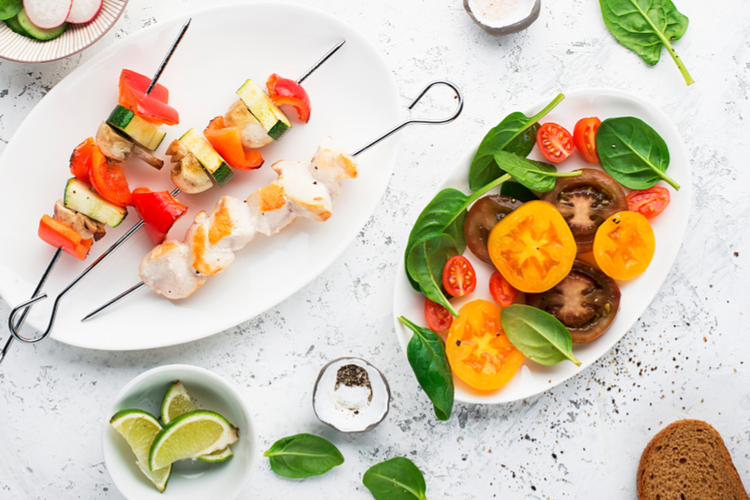 Grillade kycklingspett