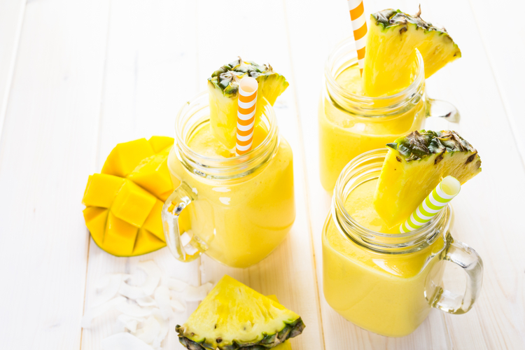 Tropefrugt smoothie