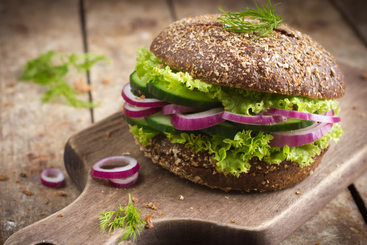 Grøntsags-rugburger