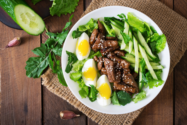 Asiatisk nötköttsallad