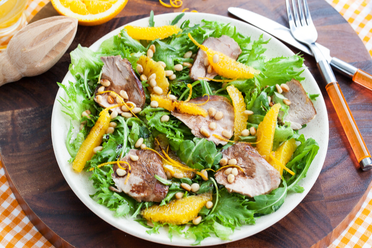 Salade van gegrilde eendenborst