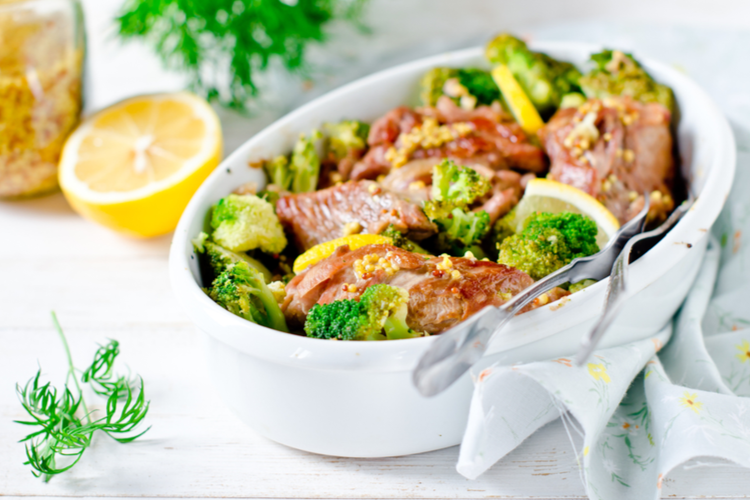 Bakad kalkon med broccoli