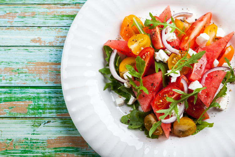 Watermeloen-rucola salade