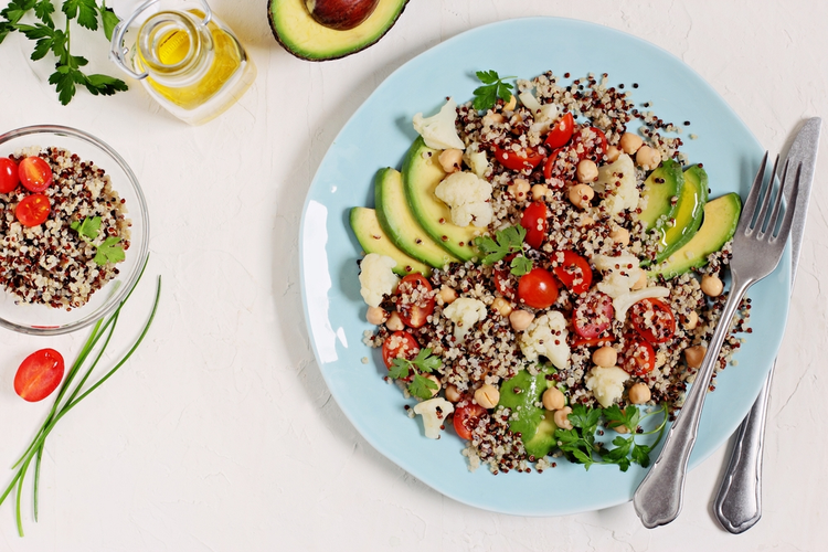 Mediterrane quinoa salade