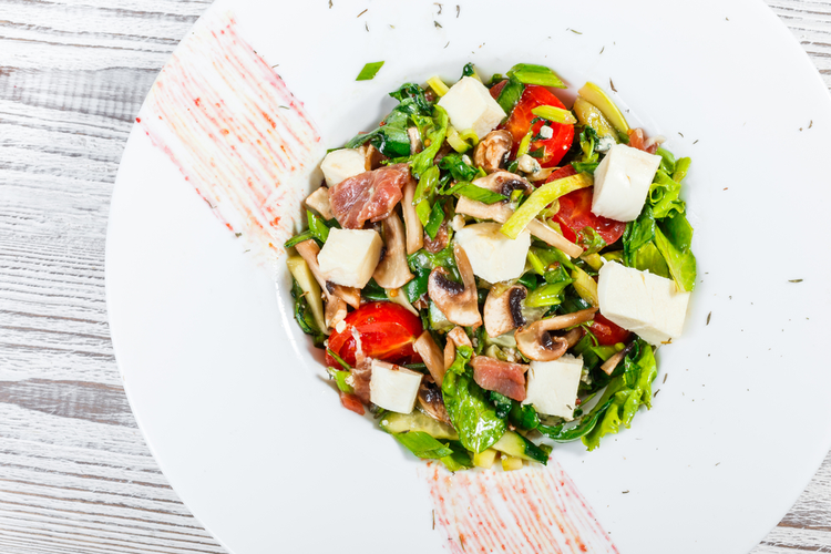 Warme spinazie salade