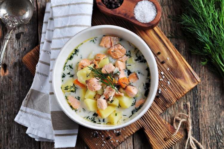 Lohikeitto (Finsk laksesuppe)