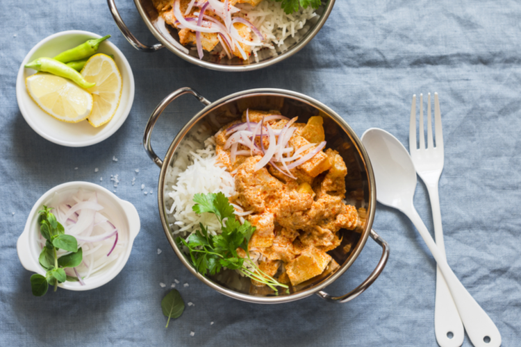 Vegansk kartoffel-blomkåls-karry